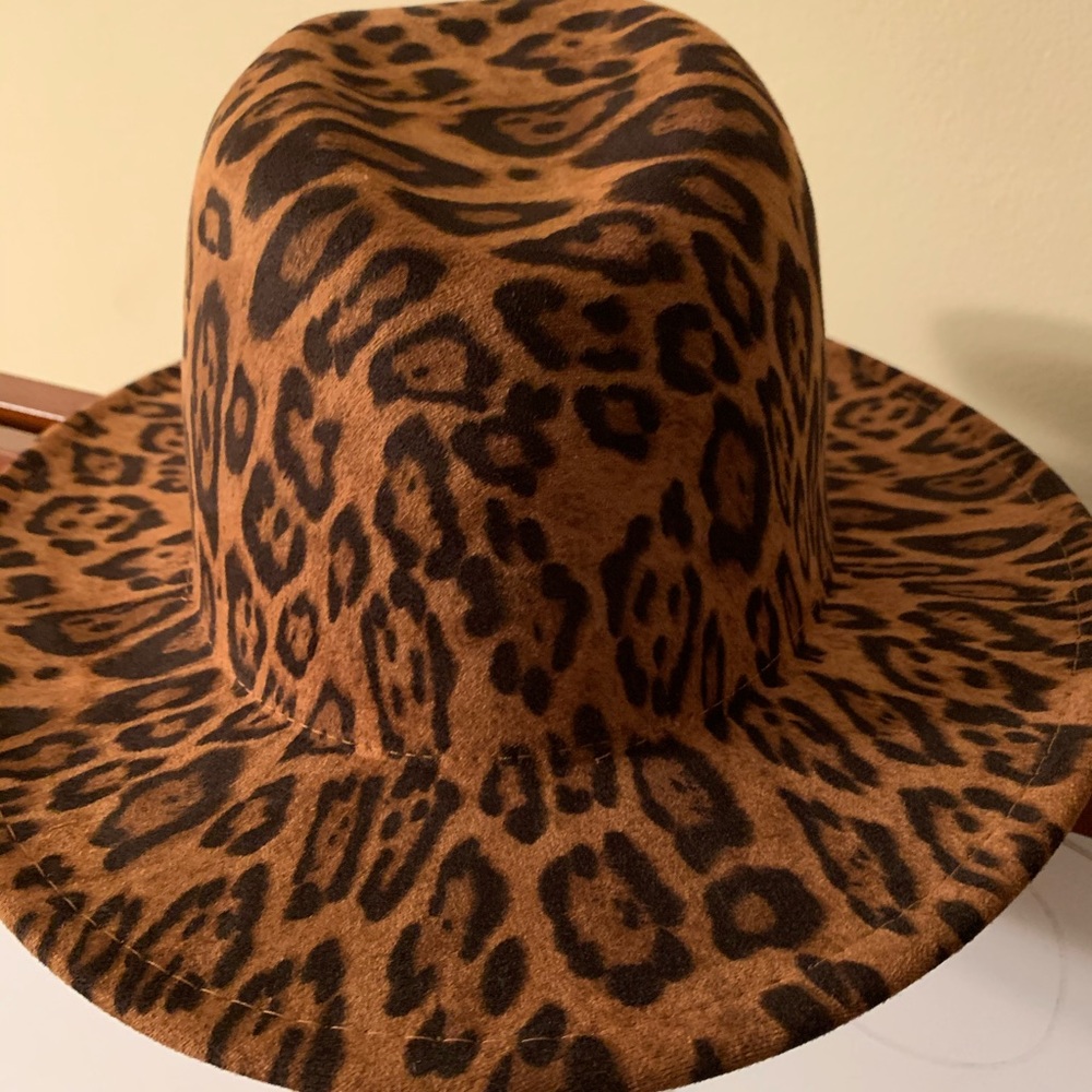 Animal / Leopard Print Fedora New with Tags
